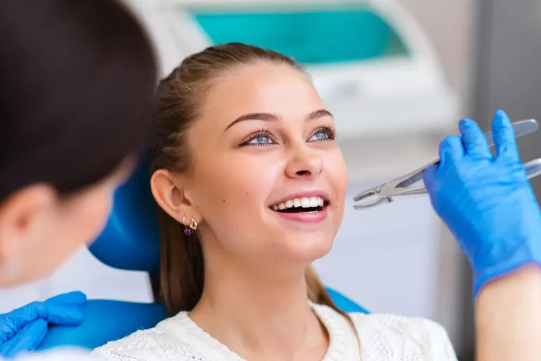 5 Signs You Need to See the Dentist